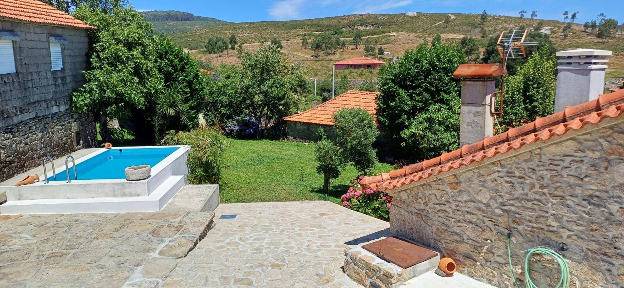 파레드스 드 코라 Casa Da Rosa Porreiras 빌라 외부 사진